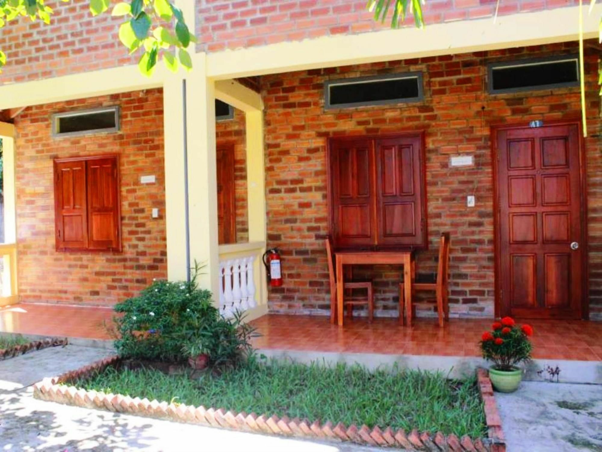 Kim Nhung Bungalow Дуонг-Донг Экстерьер фото